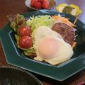 SYNDY's cooksnap of when they made マルシンハンバーグ‼味付けは塩コショウ☺.