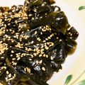 毎日おかあちゃん's cooksnap of when they made プチプチ美味しい♫ワカメの胡麻炒め☆.