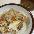 papikun's cooksnap of when they made 豚こまとキャベツのニンニク卵とじ丼.