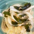 ニコニコーン☆'s cooksnap of when they made 新玉ねぎとワカメのナムル風サラダ.