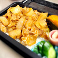 ＊sunlight＊'s cooksnap of when they made 豚こまと玉葱の粒マス炒め♬.