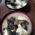 松潤LOVE♥️♥️'s cooksnap of when they made 玉ねぎじゃがいもわかめの味噌汁.