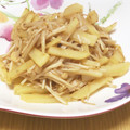 まりっコぐらし's cooksnap of when they made えのきとじゃがいもの醤油バター炒め.