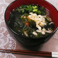 クックHG9V8Y☆'s cooksnap of when they made わかめと揚げ玉の温かい蕎麦.