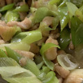 MULA's cooksnap of when they made トリ皮☆長ネギ炒め♪.