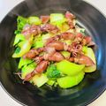azbjbn's cooksnap of when they made ほたるいかとチンゲン菜のニンニク炒め.