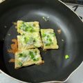 ちょこまなな＊°'s cooksnap of when they made 【おうち居酒屋】しらすとねぎの油揚げピザ.
