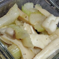 cyobindish's cooksnap of when they made セロリとエリンギの旨塩中華炒め.