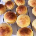 ゆさゆこみ's cooksnap of when they made HMと切り餅で作る♪黒ごまポンデケージョ.
