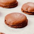 月✳Iris's cooksnap of when they made 表面が凸凹にならない簡単チョコマカロン.