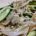 ヨッシーだなも's cooksnap of when they made レンチン時短のえのきともやし胡瓜の和え物.