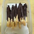 ニッシーマン's cooksnap of when they made 袋1枚de簡単！サク♪手作りポッキー♡.