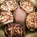 yokyomami's cooksnap of when they made 中からトロッと簡単！チーズinハンバーグ.