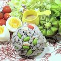 ゆけり３兄弟's cooksnap of when they made お弁当に＊枝豆おにぎり♪カニカマin.