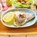 ☆なあなクック☆'s cooksnap of when they made 簡単！ふっくら真鯛の塩焼き.