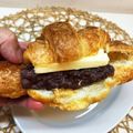 horseland's cooksnap of when they made 簡単#クロワッサンであんバターサンド.