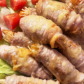 sacching's cooksnap of when they made 白菜キムチとエノキの豚肉巻き.