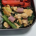 G_Yossan's cooksnap of when they made 魚肉ソーセージと小松菜のたまご炒め♪.