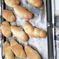 土方ともこ's cooksnap of when they made 超簡単♪ビニール袋で手捏ね塩パン.