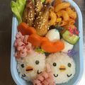 柚子ちゃんママ's cooksnap of when they made 仲良しヒヨコおにぎり＊キャラ弁.