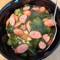 メイプルママ☆'s cooksnap of when they made 簡単丼シリーズ！レタスとウインナー洋風丼.
