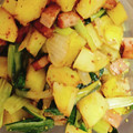 shelly616's cooksnap of when they made じゃがいもとウインナーの粒マス炒め.