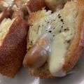 MULA's cooksnap of when they made フランスパンでホットドッグ【チーズ】.