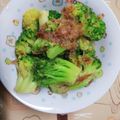 harutaaaam's cooksnap of when they made お弁当＆副菜に☆ブロッコリーのおかか和え.