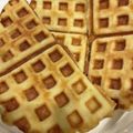 毎日みそ汁's cooksnap of when they made HMで作るスタバ風アメリカンワッフル.