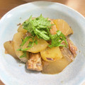 __おもち's cooksnap of when they made 大根とサバ味噌煮缶で♪簡単煮物.