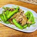 ねっちゃんっ's cooksnap of when they made 絹さやと豚バラ*ポン酢柚子胡椒炒め*.