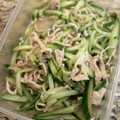saki1010's cooksnap of when they made 夏にぴったり 簡単 鶏皮と胡瓜の酢のもの.