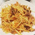 なないろの雪's cooksnap of when they made 豚肉もやしのキムチ卵炒め.