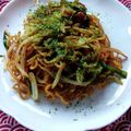 花時計咲いた's cooksnap of when they made ガーリックシュリンプ枝豆もやし竹輪焼そば.