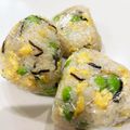 ろらうみゃ's cooksnap of when they made お弁当に！炒り卵とチーズのおにぎり.