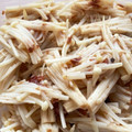 お塩と砂糖's cooksnap of when they made お弁当のすき間にぴったり♫えのきの梅和え.