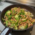 まんだちゃん's cooksnap of when they made 牛肉とレタスの炒め・中華風に♪.
