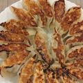 クックP35E9D☆'s cooksnap of when they made パリッと羽根つき焼きギョウザ.