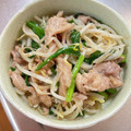 HomaRuu's cooksnap of when they made 簡単おかわり必須♪豚肉と韮ともやしの炒め.