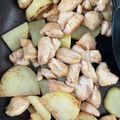 Tomotabi's cooksnap of when they made やわらか鶏ムネとポテトのポン酢炒め.