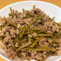 ママメイン！時々子供's cooksnap of when they made よしな（かたは）と豚の炒め煮.