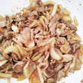 みきんこ✿'s cooksnap of when they made ヨシダグルメソースで「豚の生姜焼き」.