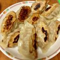 tomo_rico's cooksnap of when they made 新玉ねぎとキャベツのヘルシー野菜餃子.
