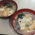 きらり流れ星's cooksnap of when they made 『お魚厚揚げ』•玉ねぎ•わかめの味噌汁.