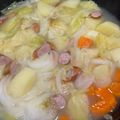 になちゃん★'s cooksnap of when they made 【話題入り】じゃが芋キャベツの塩バター鍋.