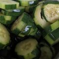 ひぃちゃんひー's cooksnap of when they made 子どももぱくぱく♪簡単☆きゅうりの浅漬け.