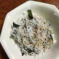 Ruriluru's cooksnap of when they made とっても簡単★火を使わずに「しらす丼」.