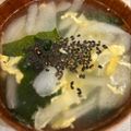 ぱぴぷゆい's cooksnap of when they made 鶏ガラの素で 美味しい 卵 ワカメスープ.
