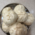 極東會館's cooksnap of when they made 本格派・手作り豚まん。.