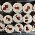 カブママmido's cooksnap of when they made 簡単　いちごとオレオのアイス.